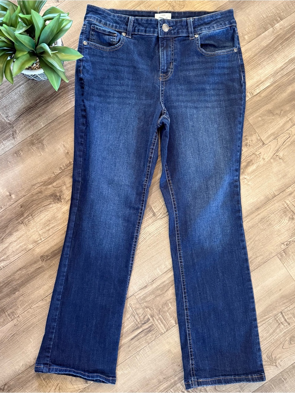 Maurice’s M Jeans classic slim boot cut size 12 Short
